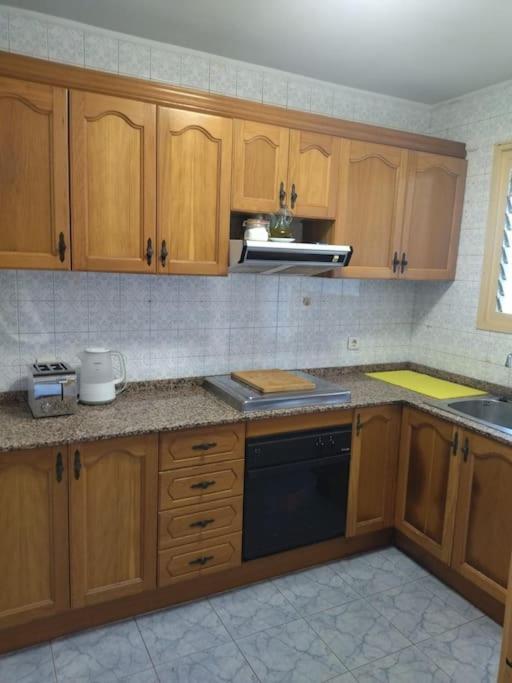 Precioso Apartamento En L'Hospitalet De L'Infant Buitenkant foto